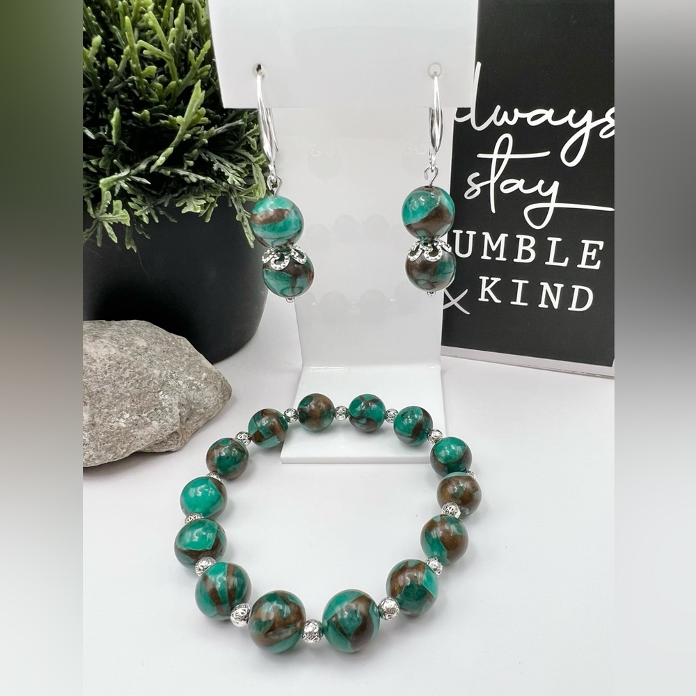 GREEN JASPER GEMSTONE SET
